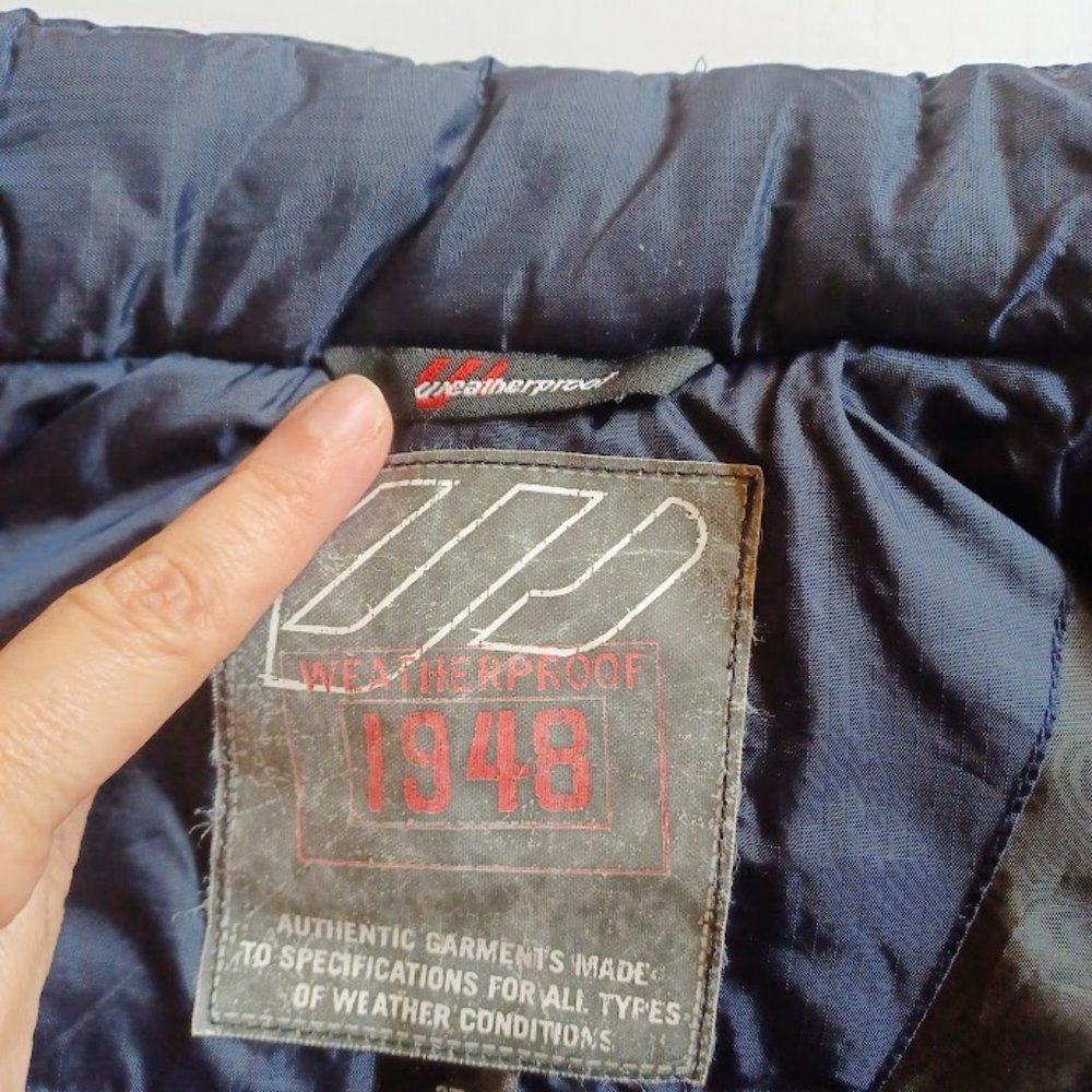 Weatherproof 1948 Kids' Puffer Vest - Navy - 3T -EUC - Picture 4 of 7